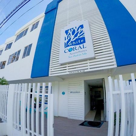 White Coral Apartasuites San Andrés Exterior foto